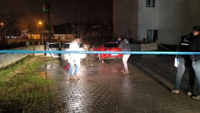 Boşanma aşamasındaki eşini öldürdükten sonra intihar etti 1 Boşanma aşamasındaki eşini öldürdükten sonra intihar etti