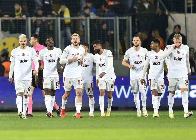 Galatasaray, Ankara'da rahat kazandı: 3-0 1 Galatasaray, Ankara’da rahat kazandı: 3-0