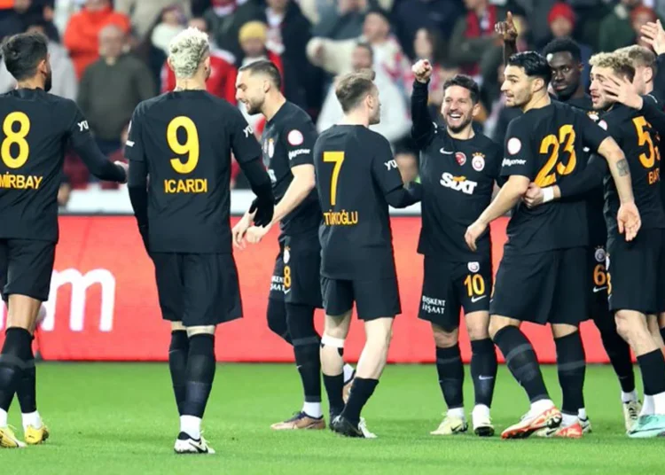 Galatasaray hata yapmadı, Samsun deplasmanından lider döndü