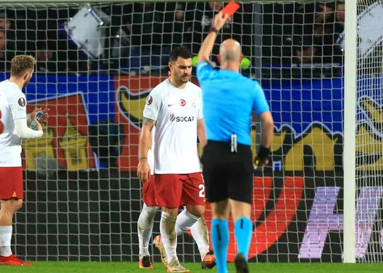 Galatasaray Sparta Prag'a 4-1 yenildi! Avrupa defteri kapandı 1 Galatasaray Sparta Prag’a 4-1 yenildi! Avrupa defteri kapandı