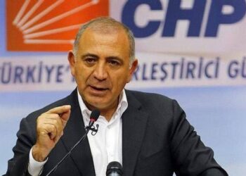 Gürsel Tekin, İmamoğlu’nu hedef aldı: Çürümüş adamlar, ne destek olacağım…