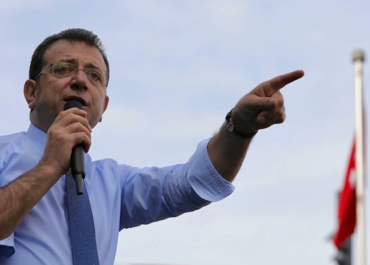 Ekrem İmamoğlu, Şevki Yılmaz’ın işe yerleştirilen ‘sülalesini’ açıkladı 1 Ekrem İmamoğlu, Şevki Yılmaz’ın işe yerleştirilen ‘sülalesini’ açıkladı