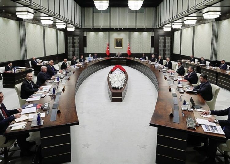 Cumhurbaşkanlığı Kabinesi Ahlat'ta toplanacak 1 Kulis: 3-4 bakan görevden alınacak, bir bakan görevden ‘affını’ istedi