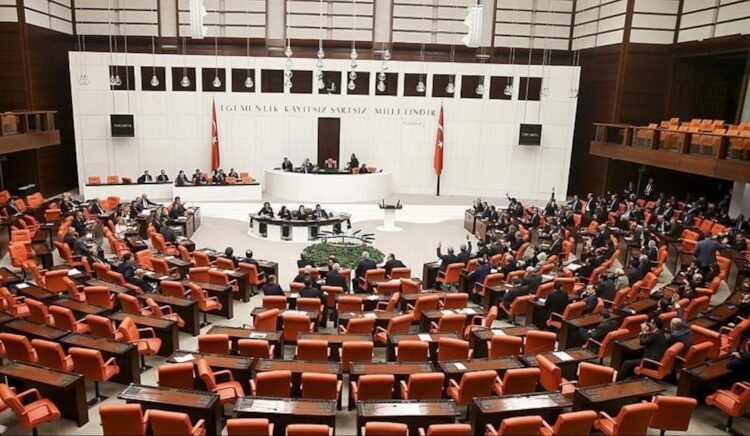 Yeni yargı paketi TBMM'ye sunuldu 1 Yeni yargı paketi TBMM’ye sunuldu