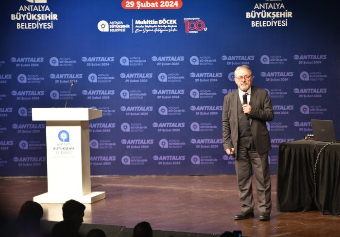 Prof. Dr. Naci Görür: Türkiye'de herhangi bir yerde, sabah uyandığımızda 7 ve üzeri deprem olabilir 1 Prof. Dr. Naci Görür: Türkiye’de herhangi bir yerde, sabah uyandığımızda 7 ve üzeri deprem olabilir