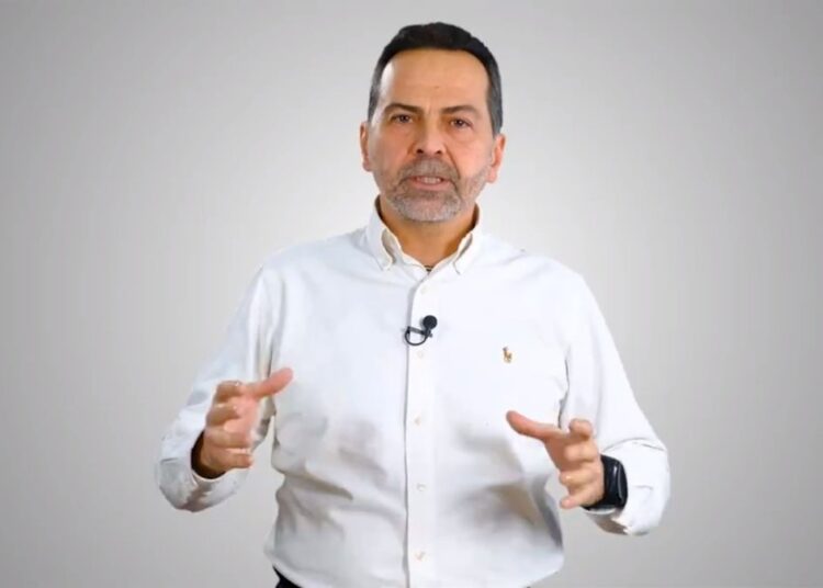 Nasuh Mahruki, bağımsız belediye başkan adayı oldu 1 Nasuh Mahruki, bağımsız belediye başkan adayı oldu