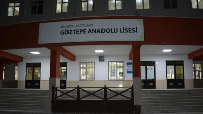 Zaman 04.17'de durdu! Türkiye 6 Şubat'ta yitirdiklerini unutmadı 3 Zaman 04.17'de durdu! Türkiye 6 Şubat'ta yitirdiklerini unutmadı