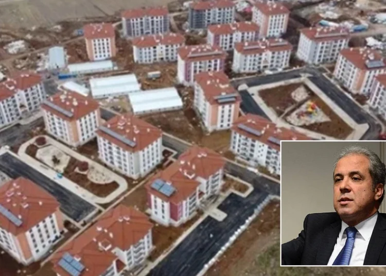 Depremzedeler çadırda beklesin! Eski AK Partili vekil Şamil Tayyar'a deprem konutu çıksın 1 Depremzedeler çadırda beklesin! Eski AK Partili vekil Şamil Tayyar’a deprem konutu çıksın