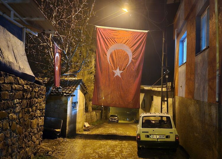 Şırnak’ta askeri araç kaza yaptı: 1 asker şehit 1 Şırnak’ta askeri araç kaza yaptı: 1 asker şehit