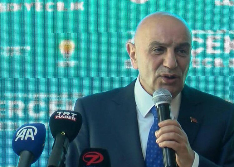 Turgut Altınok'tan 'ihale' çıkışı: "Bizde adrese teslim ihale yok" 1 Turgut Altınok’tan ‘ihale’ çıkışı: “Bizde adrese teslim ihale yok”