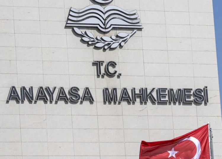 Yargıtay'ın AYM üyeleri hakkındaki suç duyurusu işleme alınmadı 1 Yargıtay’ın AYM üyeleri hakkındaki suç duyurusu işleme alınmadı