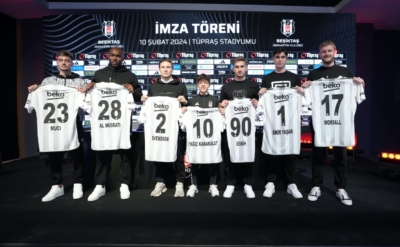 Beşiktaş'tan 7 futbolcuyla imza şov!