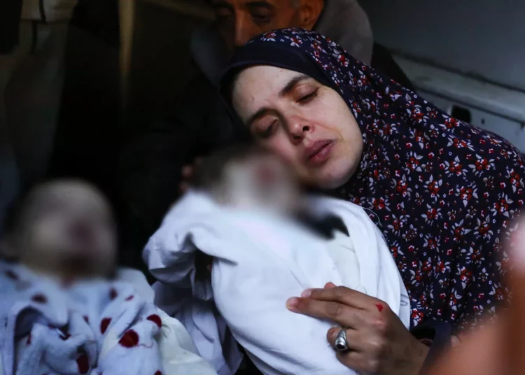 Filistinli anne Rania Abu Anza'nın dramı: İsrail saldırısında ikiz bebeklerini kaybetti 1 Filistinli anne Rania Abu Anza’nın dramı: İsrail saldırısında ikiz bebeklerini kaybetti