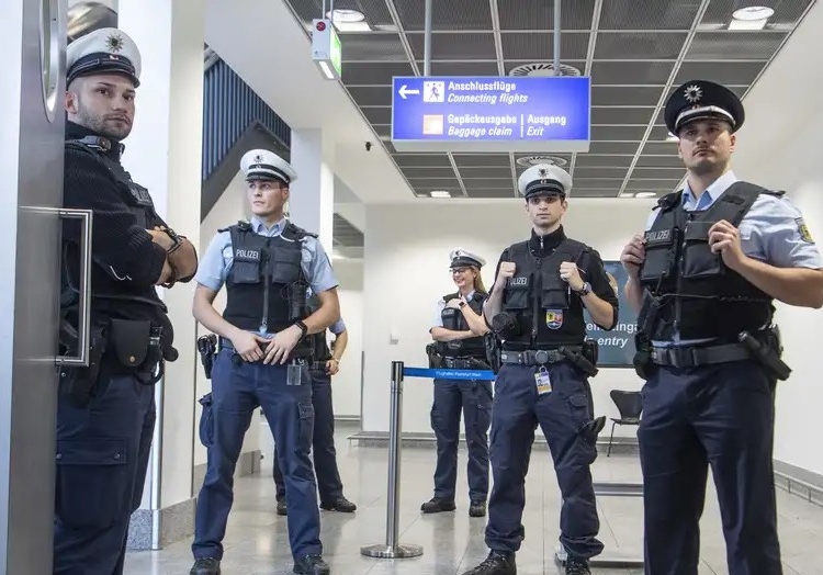 8 milyon euroluk hırsızlık: Türkiye’den dönüp teslim oldu