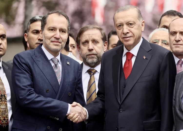 Yeniden Refah hakkında iddia: Seçime günler kala AKP lehine çekilecekler 1 Yeniden Refah hakkında iddia: Seçime günler kala AKP lehine çekilecekler