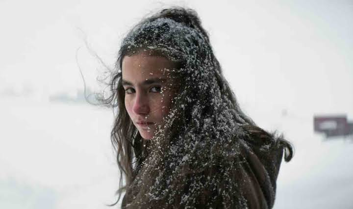 'Kuru Otlar Üstüne' Netflix'te yayınlandı 1 ‘Kuru Otlar Üstüne’ Netflix’te yayınlandı
