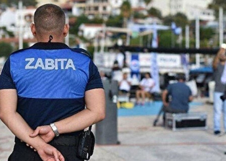 AKP’li Niğde Belediyesi, zabıta memurluğu için yapılan mülakat sorularını önceden dağıtmış 1 AKP’li Niğde Belediyesi, zabıta memurluğu için yapılan mülakat sorularını önceden dağıtmış