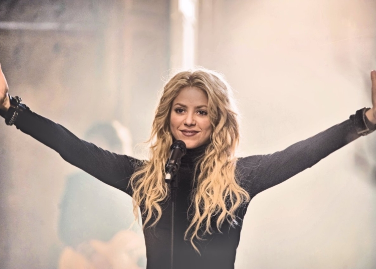 Shakira 'Kadınlar Artık Ağlamıyor' ile yeniden müzik severlerle buluştu 1 Shakira ‘Kadınlar Artık Ağlamıyor’ ile yeniden müzik severlerle buluştu