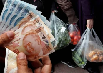 Asgari maaş, asgari yaşama yetmiyor! Açlık sınırı ilk kez 20 bin lirayı aştı