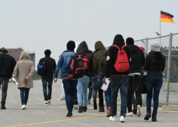 Sığınmacı sorunu: Almanya cazibesini azaltmaya çalışıyor