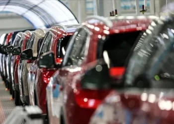 Otomobil satışında yeni dönem: Kredi kartına 12 ay taksit!