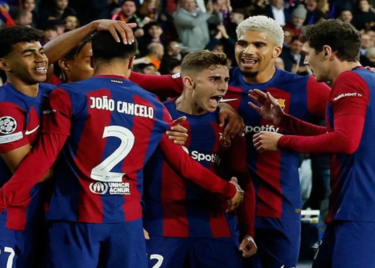 Devler Ligi’nde Napoli’yi deviren Barcelona çeyrek finalde 1 Devler Ligi’nde Napoli’yi deviren Barcelona çeyrek finalde