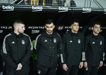Beşiktaş’ın kadrosu belli oldu: Fernando Santos’tan yıldız futbolcuya kesik
