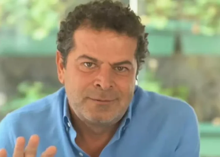 Cüneyt Özdemir, AK Parti'deki kan kaybını yorumladı: "Bakanlar Kurulu'nda bile değişiklik olabilir" 1 Cüneyt Özdemir, AK Parti’deki kan kaybını yorumladı: “Bakanlar Kurulu’nda bile değişiklik olabilir”