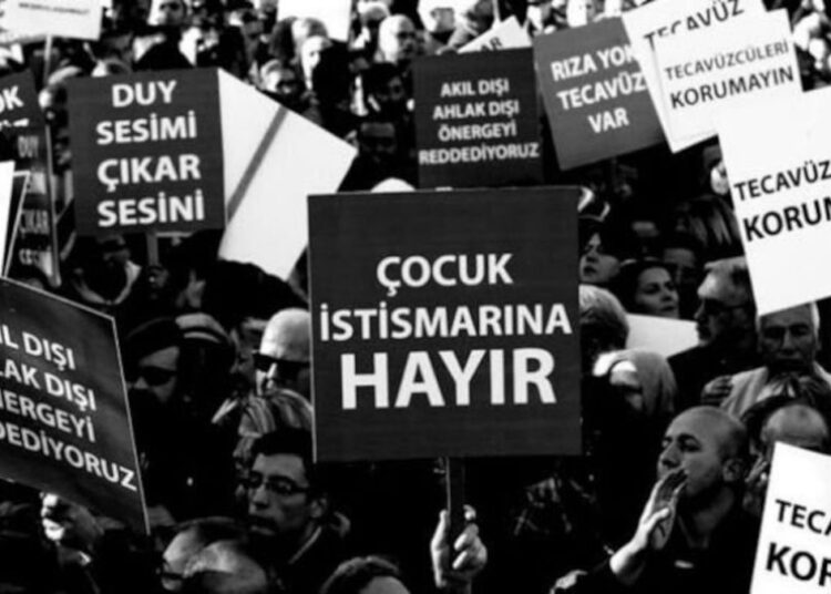 Ortaokul öğrencilerine istismarda bulunan müdür yardımcısı tutuklandı