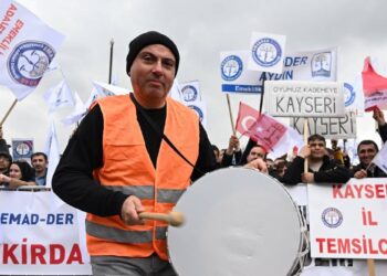 AK Parti Genel Sekreteri: Emeklilerle ilgili çalışmalarımız var 4 AK Parti Genel Sekreteri: Emeklilerle ilgili çalışmalarımız var