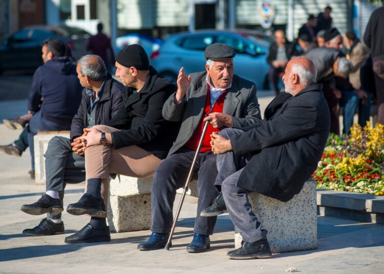 Hazine’de her türlü lükse para var, emekliye yok 1 Hazine’de her türlü lükse para var, emekliye yok