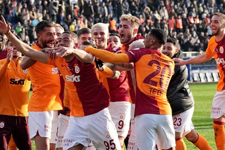 Galatasaray, Kasımpaşa'yı 4-3 yendi 1 Galatasaray, Kasımpaşa’yı 4-3 yendi