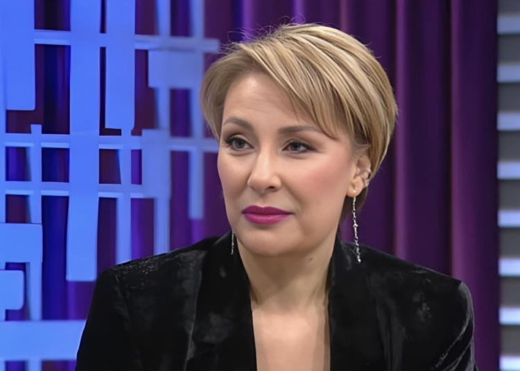 Gülse Birsel duyurdu: Yeni projeleriyle ekrana dönüyor