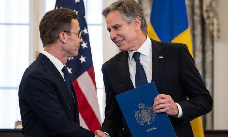 İsveç, NATO'ya resmen katıldı 1 İsveç, NATO’ya resmen katıldı