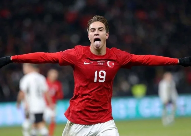 Milli futbolcu Kenan Yıldız Juventus'ta kalıyor 1 Milli futbolcu Kenan Yıldız Juventus’ta kalıyor