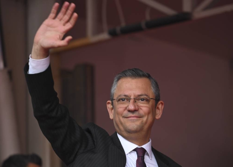 Özgür Özel: Derin devlet bile seçimi kazanmayalım diye elinden gelen her şeyi yapıyor 1 Özgür Özel: Derin devlet bile seçimi kazanmayalım diye elinden gelen her şeyi yapıyor