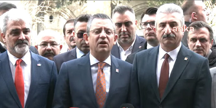 Özgür Özel'den Erdoğan'a: Murat Kurum'u çek, Pinokyo'yu aday göster 1 Özgür Özel’den Erdoğan’a: Murat Kurum’u çek, Pinokyo’yu aday göster