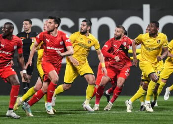 İstanbul derbisinde gülen taraf Pendikspor oldu: 1-0 4 İstanbul derbisinde gülen taraf Pendikspor oldu: 1-0