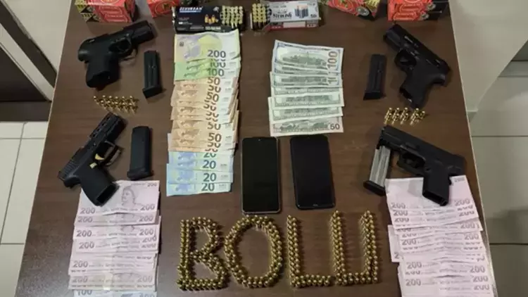 Jandarma ve polisten operasyon! 750 ruhsatsız silah ele geçti 1 Jandarma ve polisten operasyon! 750 ruhsatsız silah ele geçti
