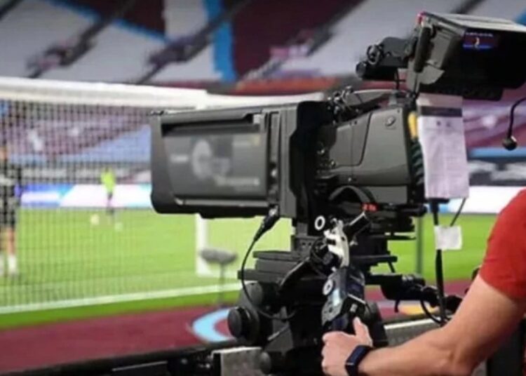Saran Holding'den TFF'ye ihale tepkisi: Şartnameye uygun tek teklif bizimkiydi 1 Saran Holding’den TFF’ye ihale tepkisi: Şartnameye uygun tek teklif bizimkiydi
