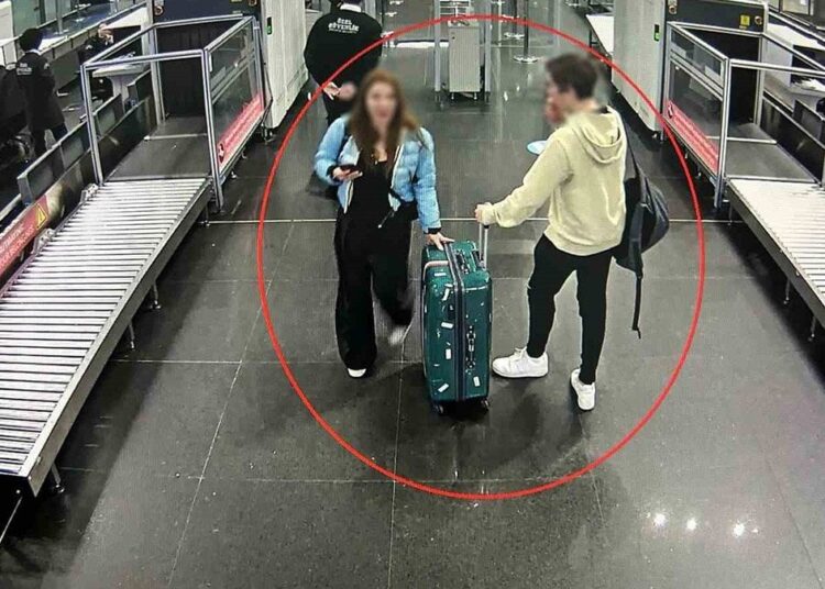 Eylem Tok ve oğlu Mısır’dan da ABD’ye kaçmışlar