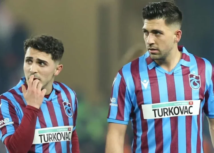 Kamil Aslan’ın yorum haberi… Abdülkadir ve Anastasios gitti, Trabzon’un önü açıldı 1 Kamil Aslan’ın yorum haberi… Abdülkadir ve Anastasios gitti, Trabzon’un önü açıldı