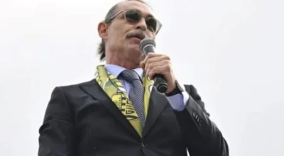 Ünlülerin yarışında kazanan Erdal Beşikçioğlu ve Lal Denizli oldu