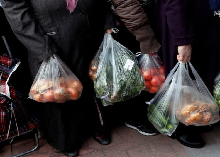 Tablo kötüleşiyor: Açlık sınırı 18 bine, yoksulluk sınırı 58 bine dayandı