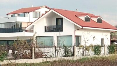 AK Parti Milletvekili Ayhan Gider, Çanakkale Boğazı’na nazır kaçak villa dikmiş