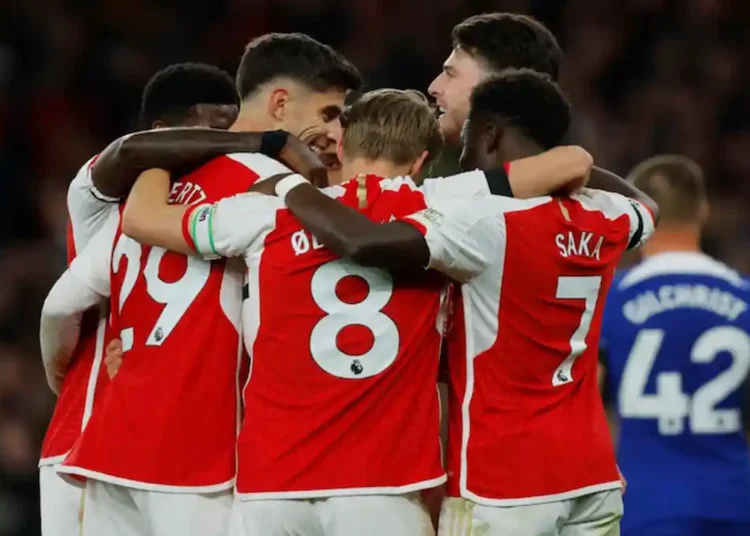 İngiliz derbisinde Arsenal, Chelsea'yi fena dağıttı: 5-0 1 İngiliz derbisinde Arsenal, Chelsea’yi fena dağıttı: 5-0
