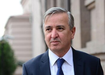 Aydın Ünal: AK Parti’yi kemoterapi değil, zararlı hücrelerin kesilip atılması eski sağlığına kavuşturacak 1 Aydın Ünal: AK Parti’yi kemoterapi değil, zararlı hücrelerin kesilip atılması eski sağlığına kavuşturacak