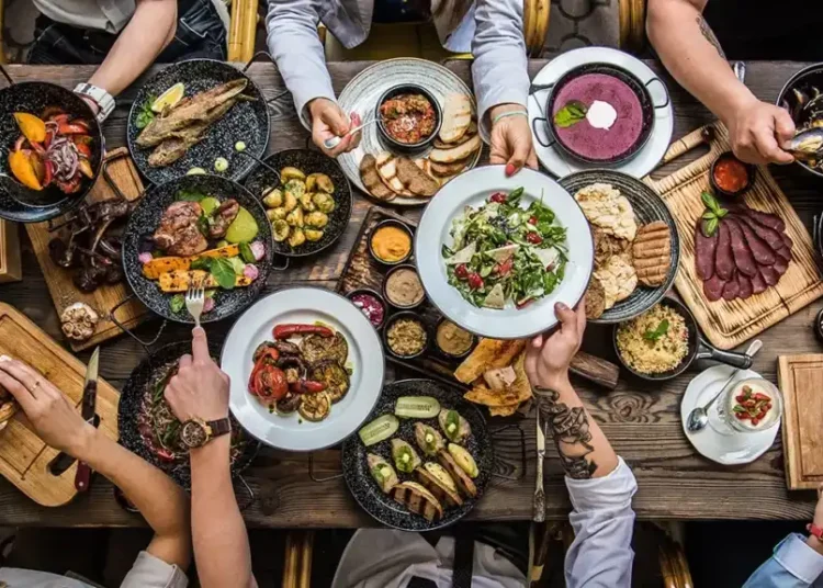 Günde kaç öğün yemek sağlıklı? 1 Günde kaç öğün yemek sağlıklı?