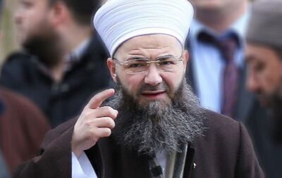 İsmailağa Cemaati’nde vefat eden Hasan Efendi’nin yerine Fikri Doğan geldi 4 İsmailağa Cemaati’nde vefat eden Hasan Efendi’nin yerine Fikri Doğan geldi