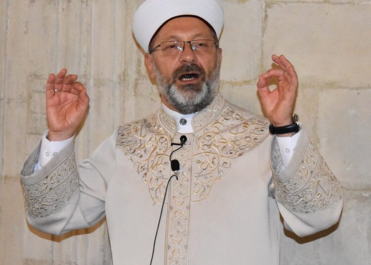 Diyanet İşleri Başkanı Erbaş, Sakarya'da CHP'li belediyelerle bayramlaşmadı 1 Diyanet İşleri Başkanı Erbaş, Sakarya’da CHP’li belediyelerle bayramlaşmadı